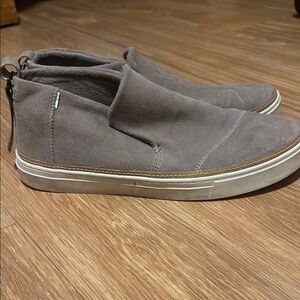 Toms Gray Sneakers Casual Slip-On suede size 11
